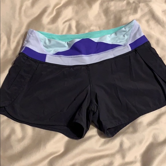 Lululemon Shorts Bundle Run Times/Run Turbo Size 4 - Picture 7 of 8